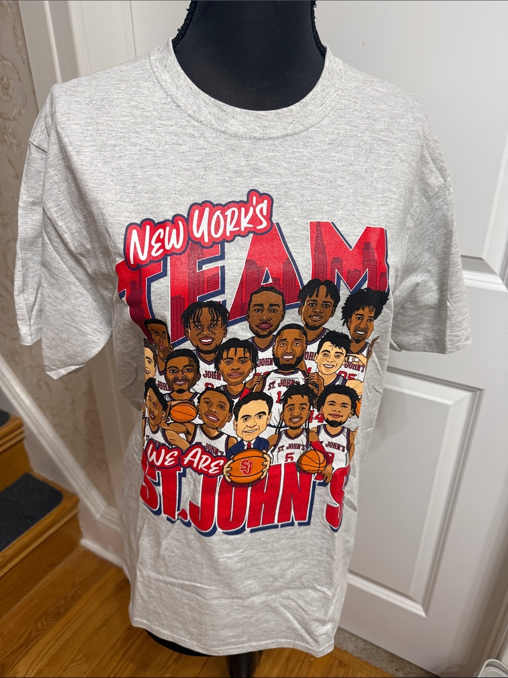 St. John's Team Graphic T-Shirt - Grey